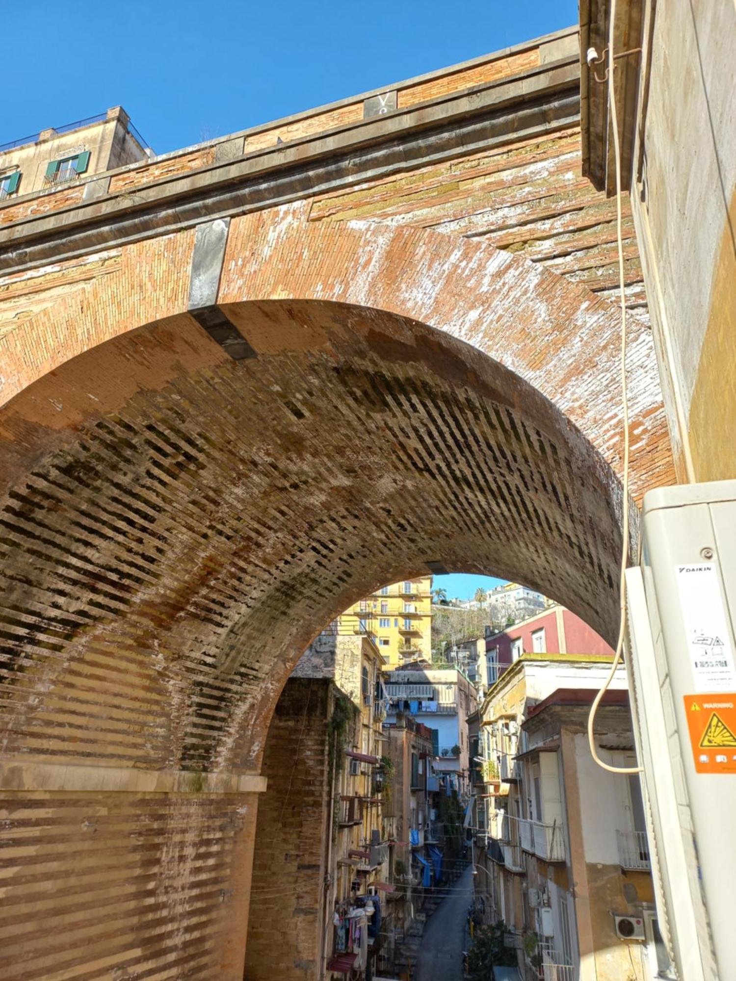 Appartamentino Napoli Centro Storico Exterior foto